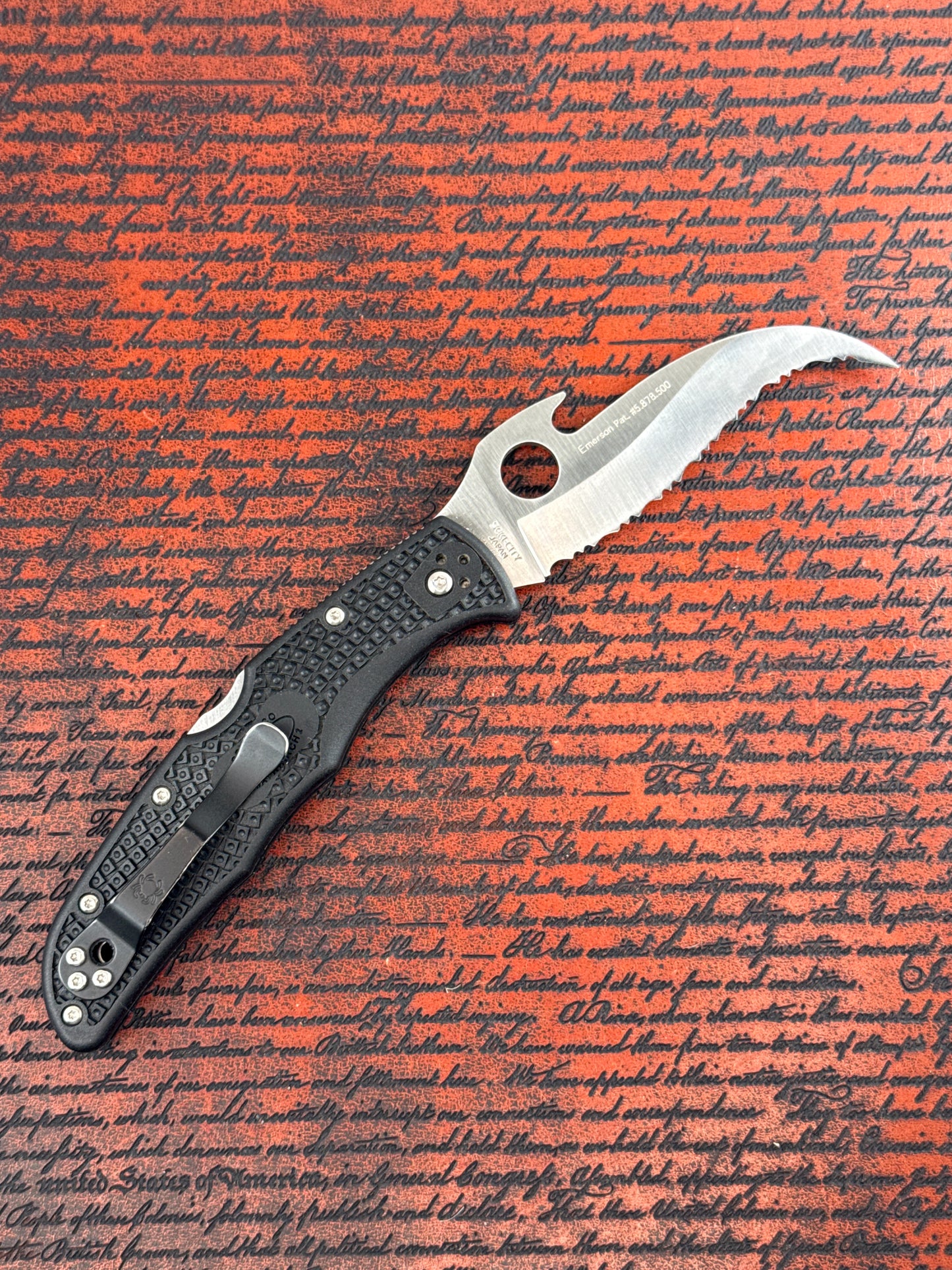 Spyderco Matriarch 2W ( Used with Box )