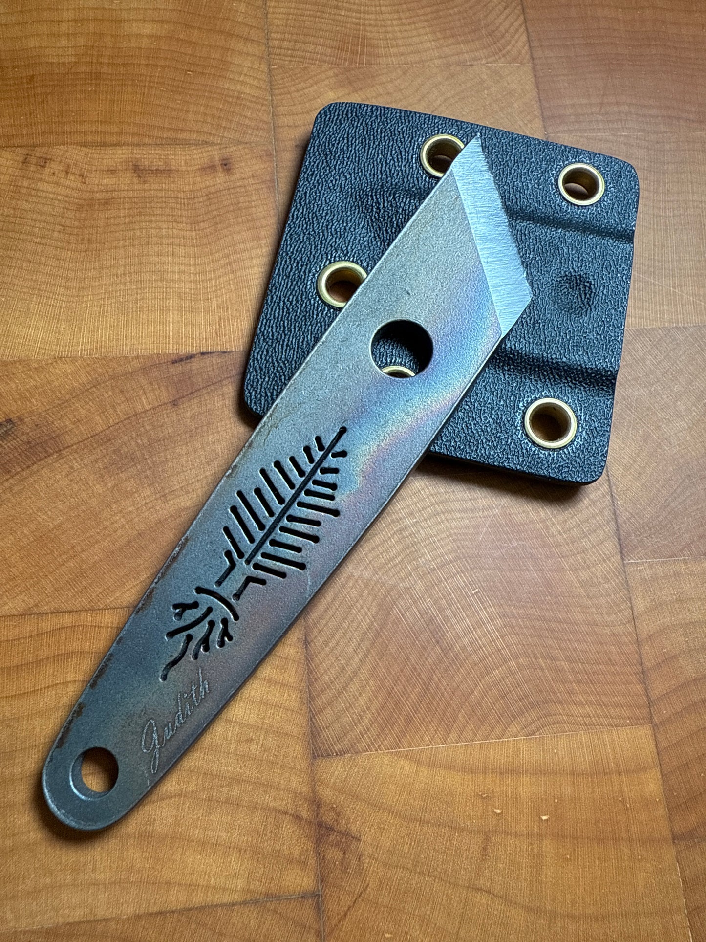 Flatwoods ( Neck Knife )