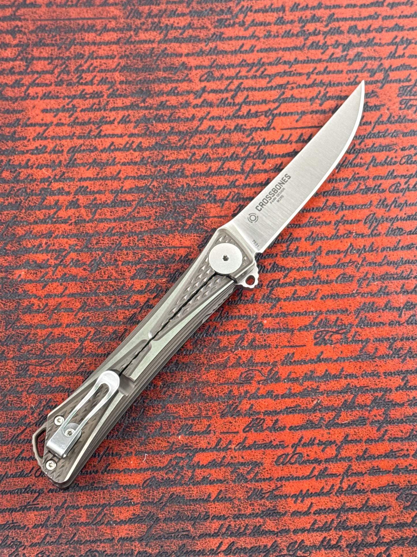 CRKT Crossbones ( Like New W/Out Original Box )