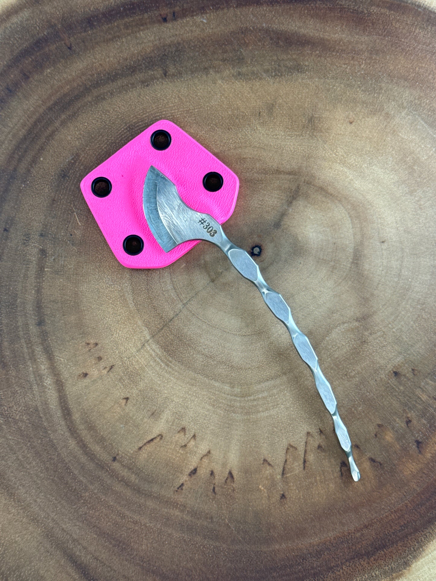 Cat Tail Pink Sheath ( Neck Knife )