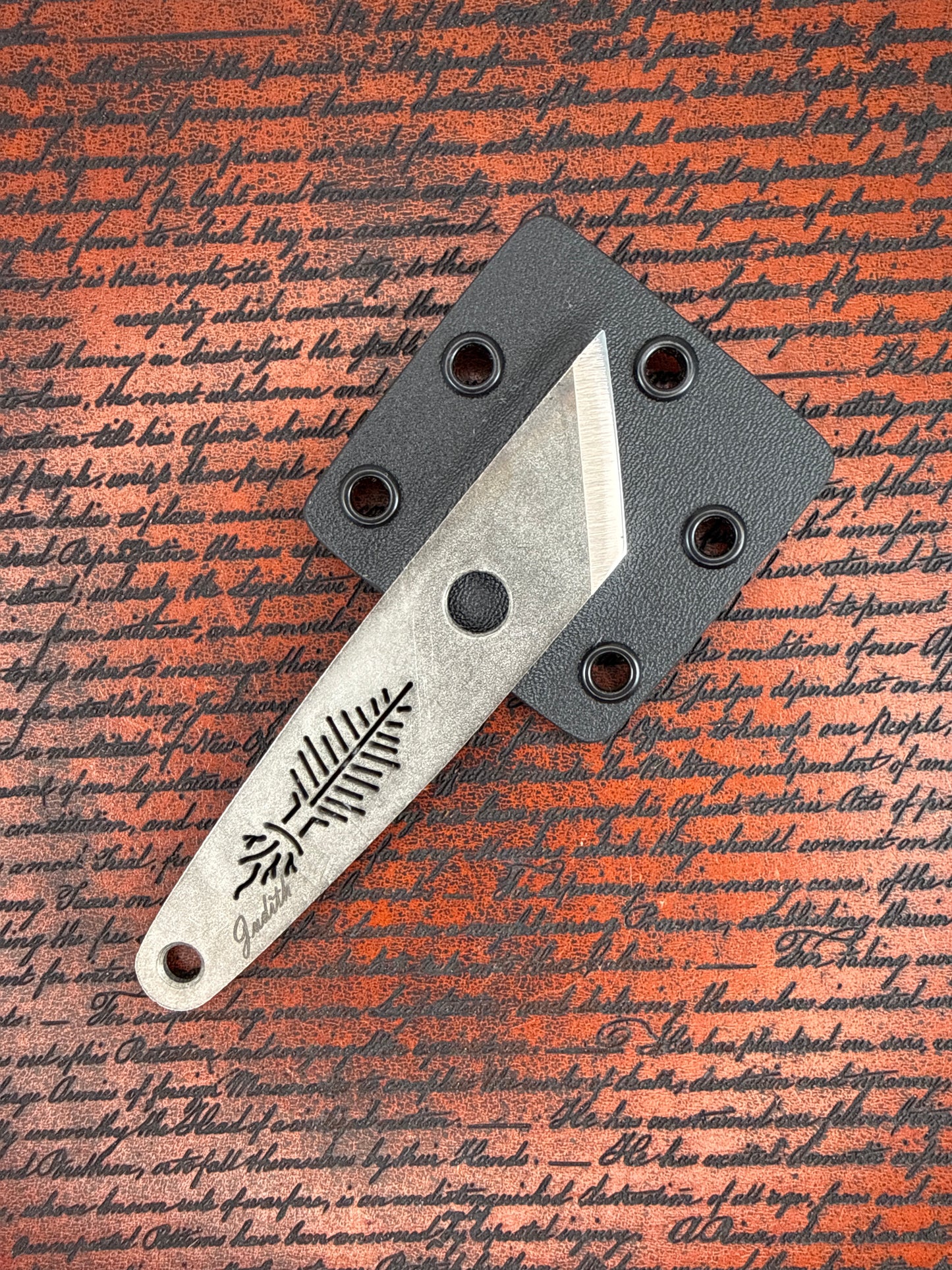 Flatwoods ( Neck Knife )