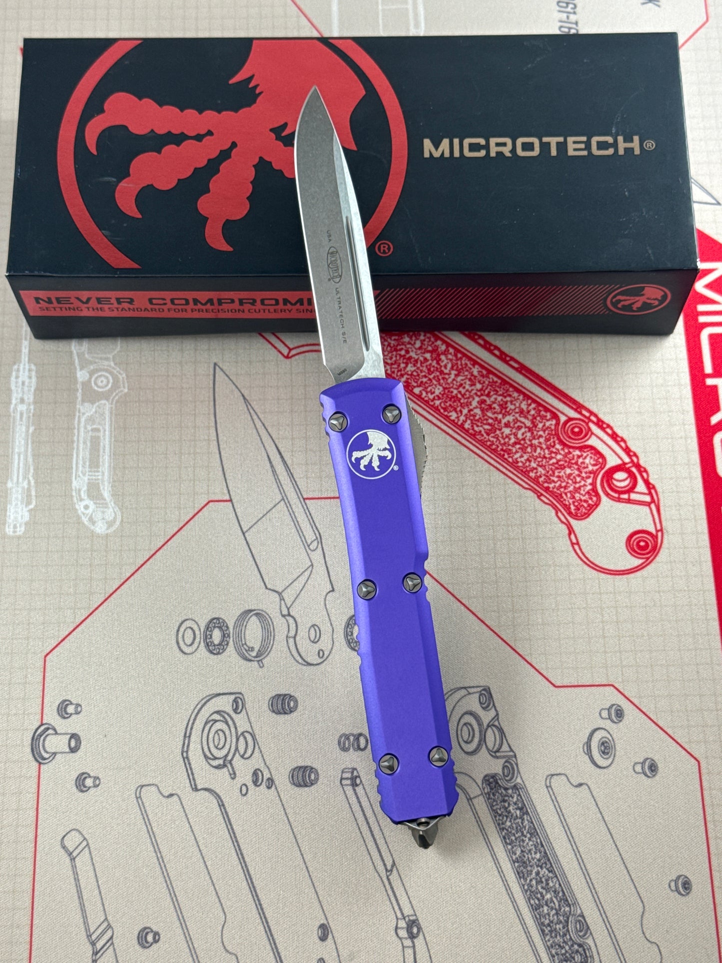 Microtech Ultratech ( pre owned never carried )