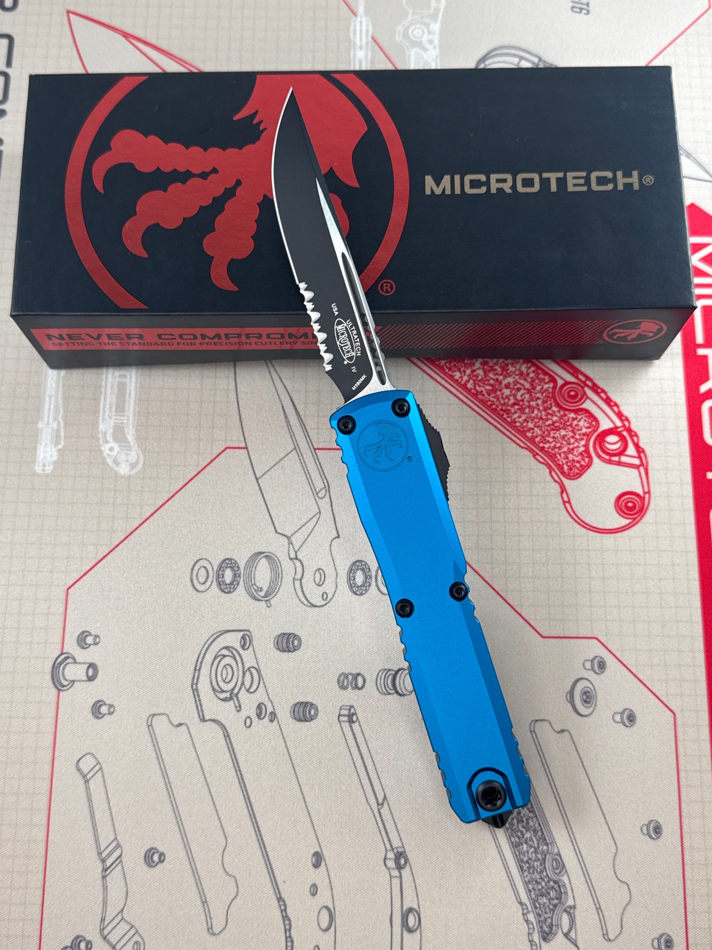 Microtech Ultratech ( New with box )