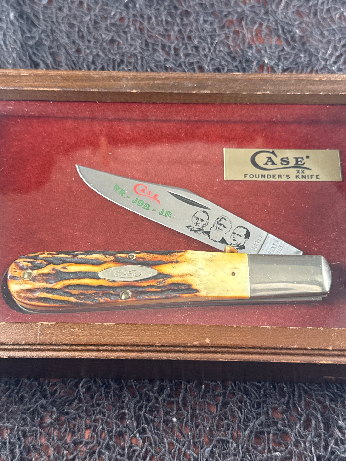 Case XX Founders knife with display case ( light wear )
