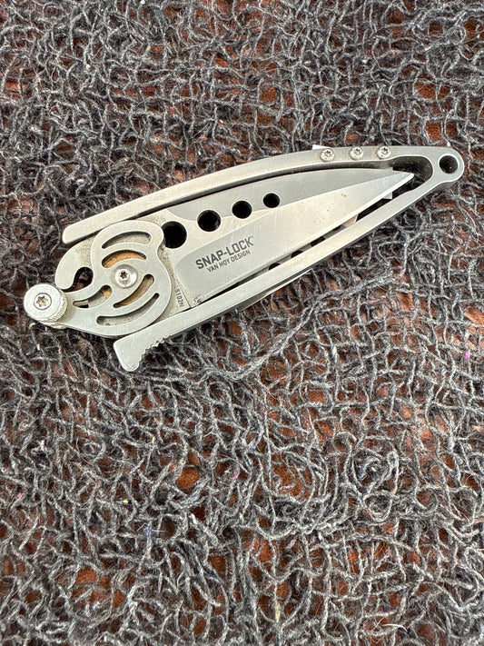 CRKT SNAP-LOCK ( used without box )