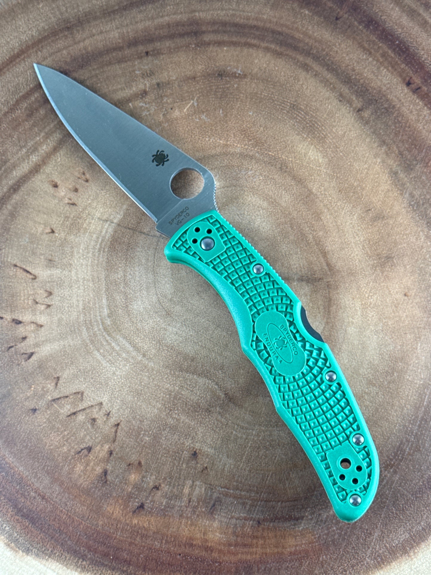 Spyderco Endura 4 Green ( New with Box )