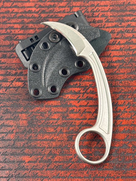 Bastinelli Knives Pika ( New with Box )
