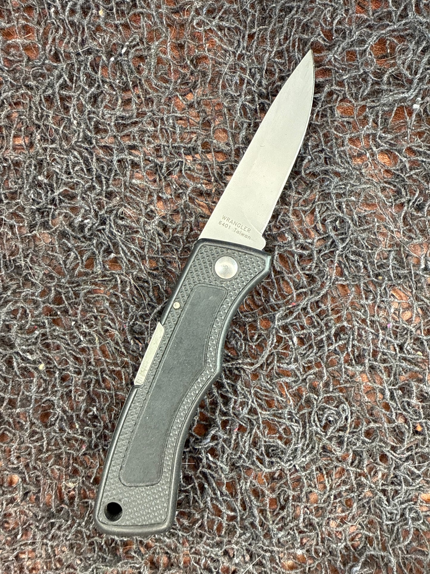 CRKT WRANGLER ( used without box )