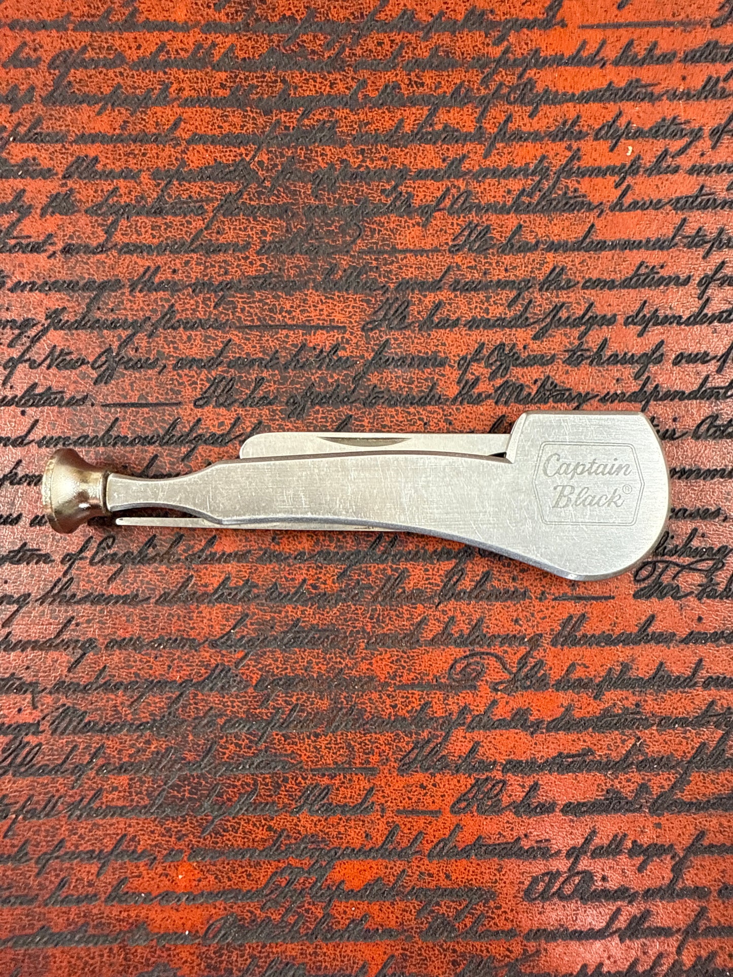 Captain black pipe tamp ( used )