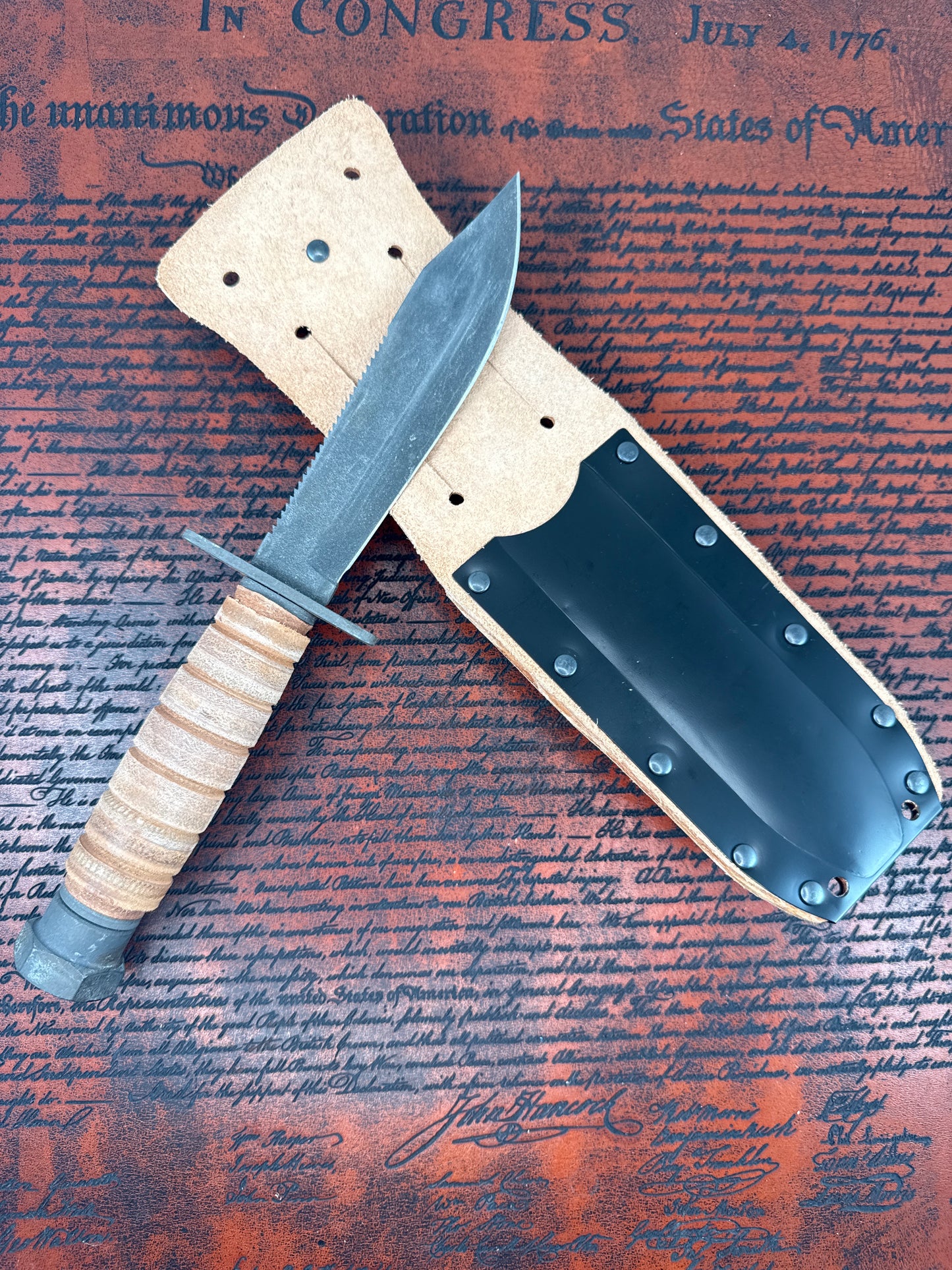 Ontario Knife Company ( NEW WITH SHEATH AND BOX )
