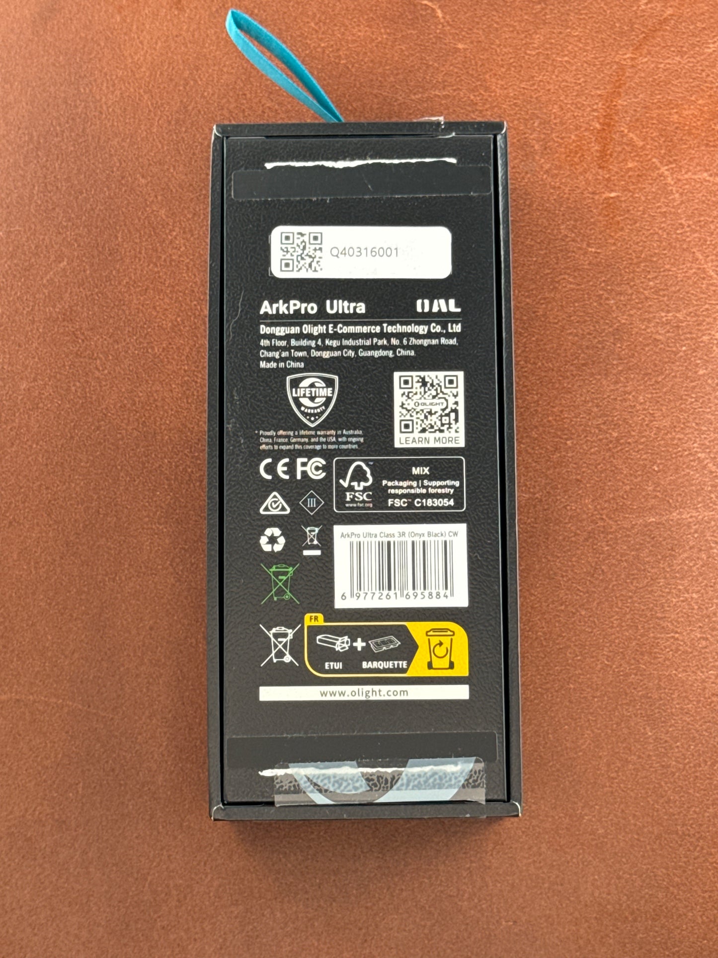 OLIGHT ARKPRO ULTRA ( New with Box )