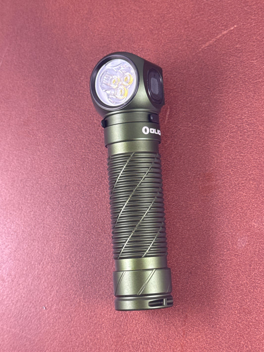 OLIGHT PERUN 3 ( NEW WITH BOX )