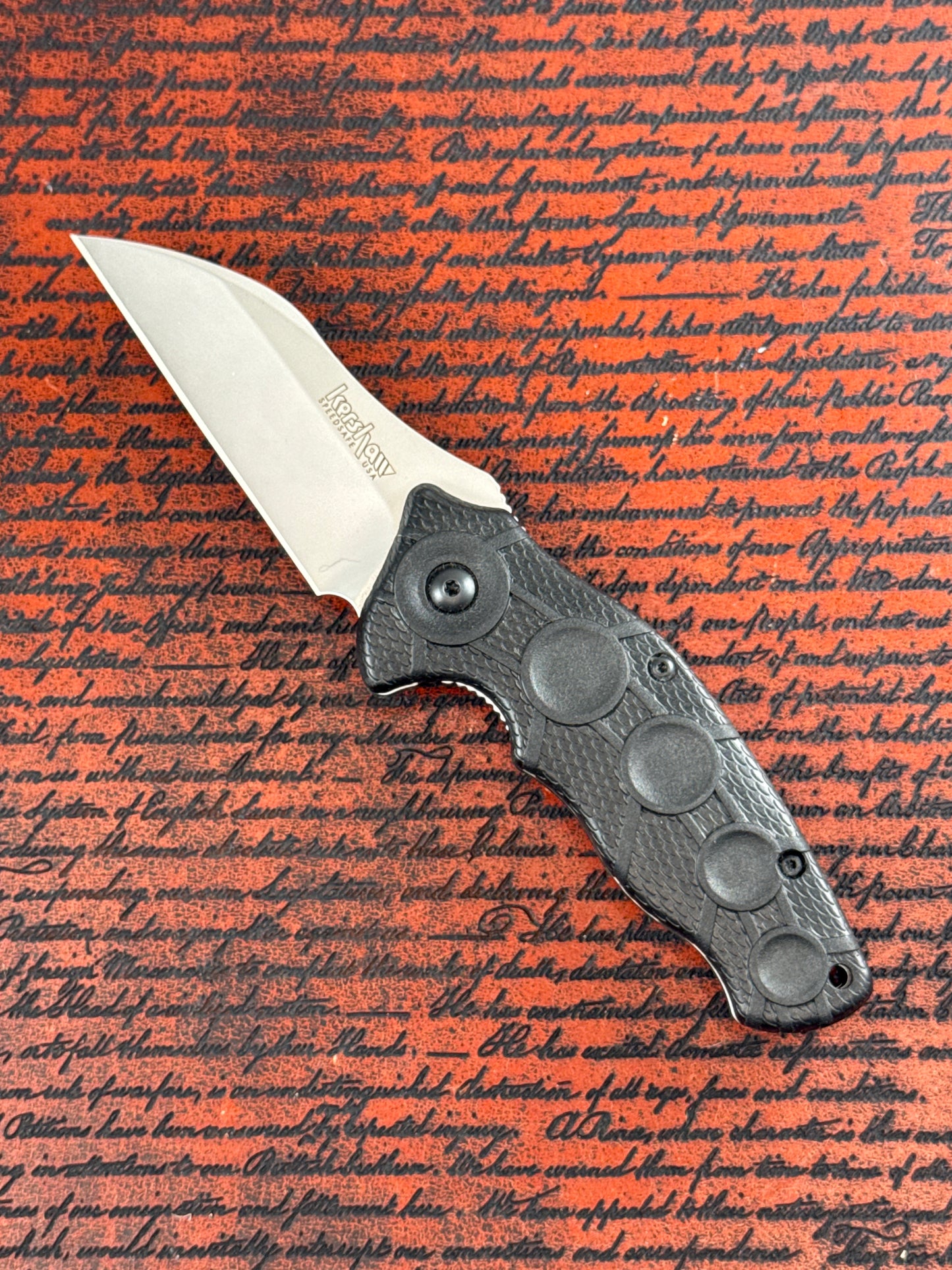 Kershaw model 1820 Needs Work ( like new with box )
