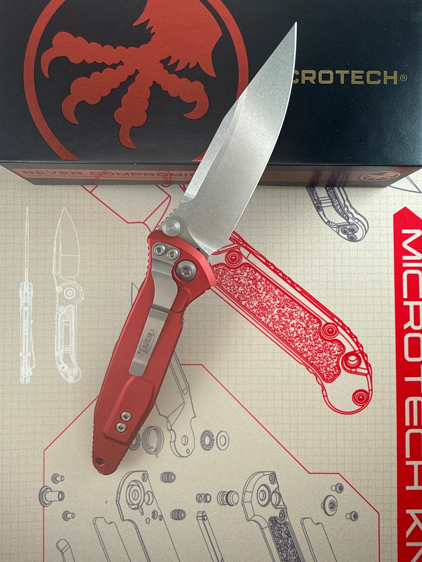 Microtech Socom Elite ( New with box )