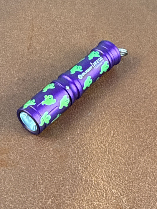 OLIGHT I3E EOS ( NEW WITH BOX )