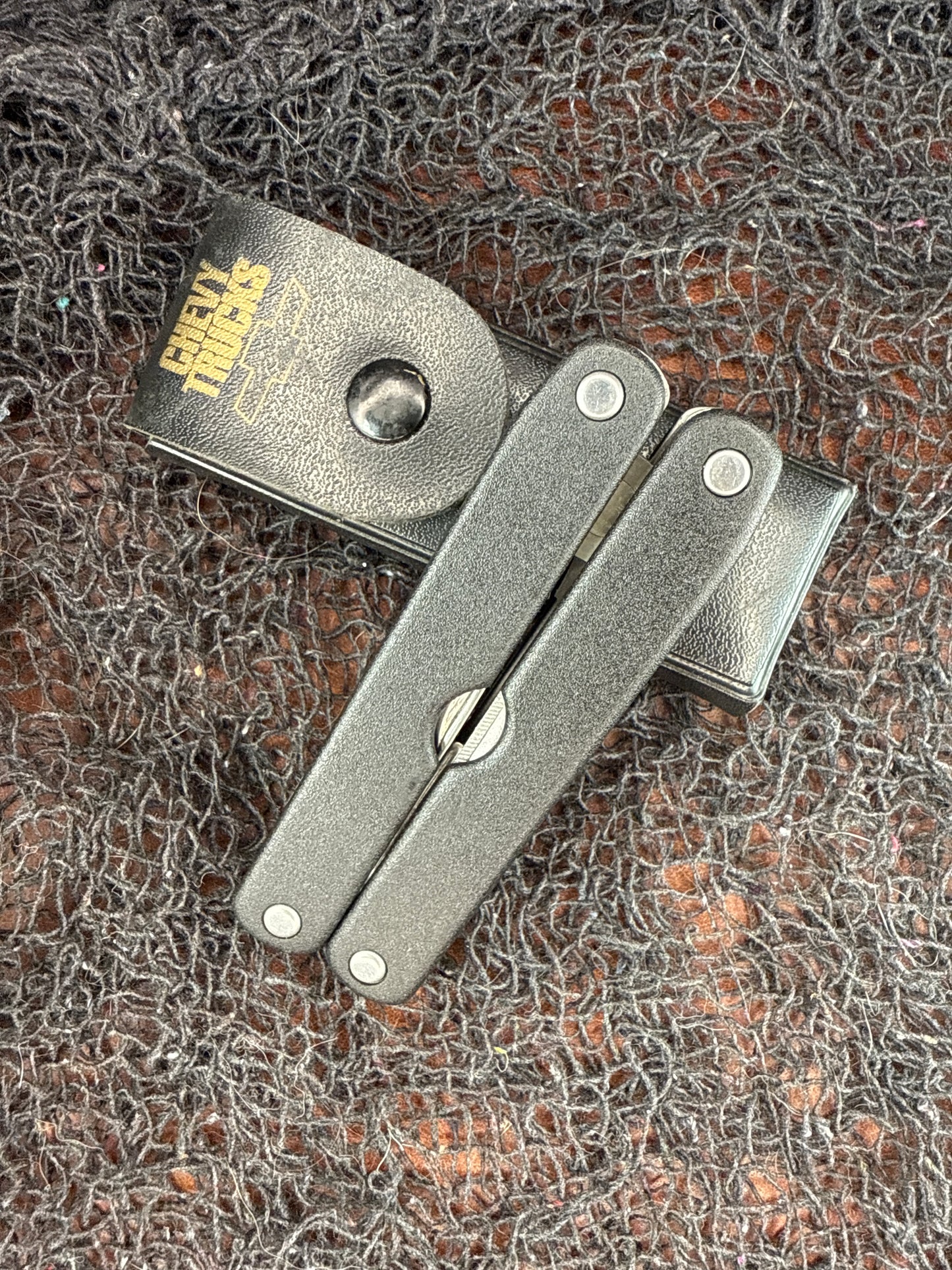 Chevy trucks multitool ( used without box )