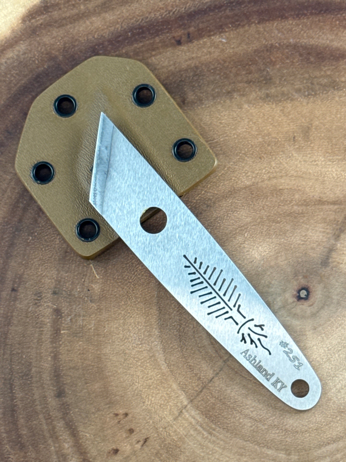Flatwoods Tan Sheath ( Neck Knife )