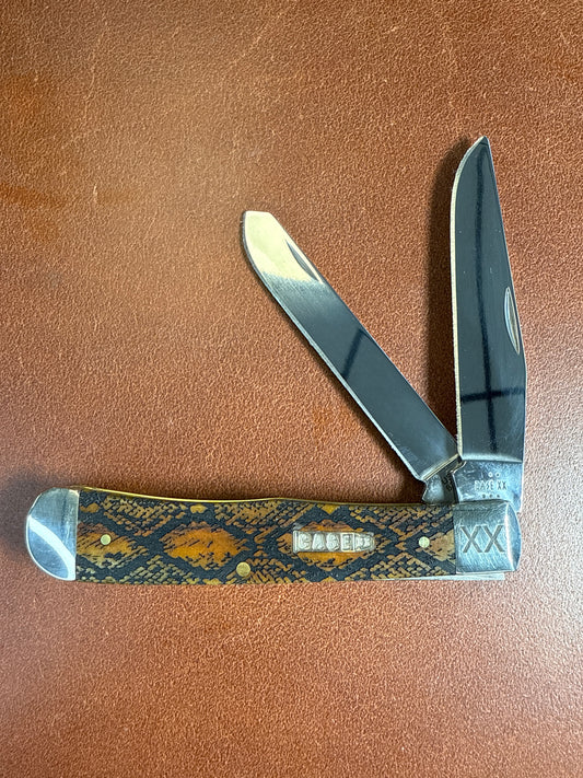 Antique snake skin smooth trapper