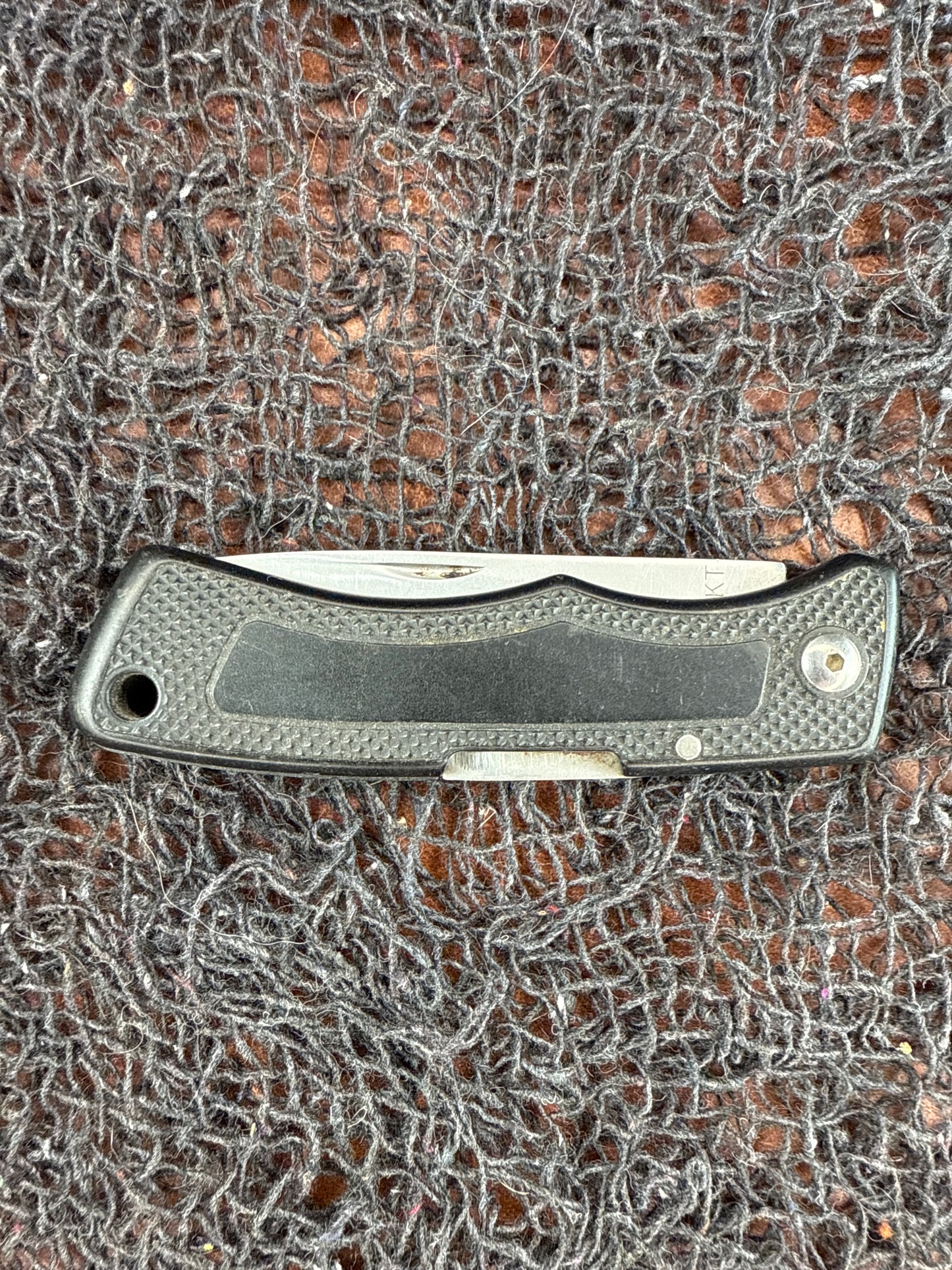 CRKT COLT ( used without box )