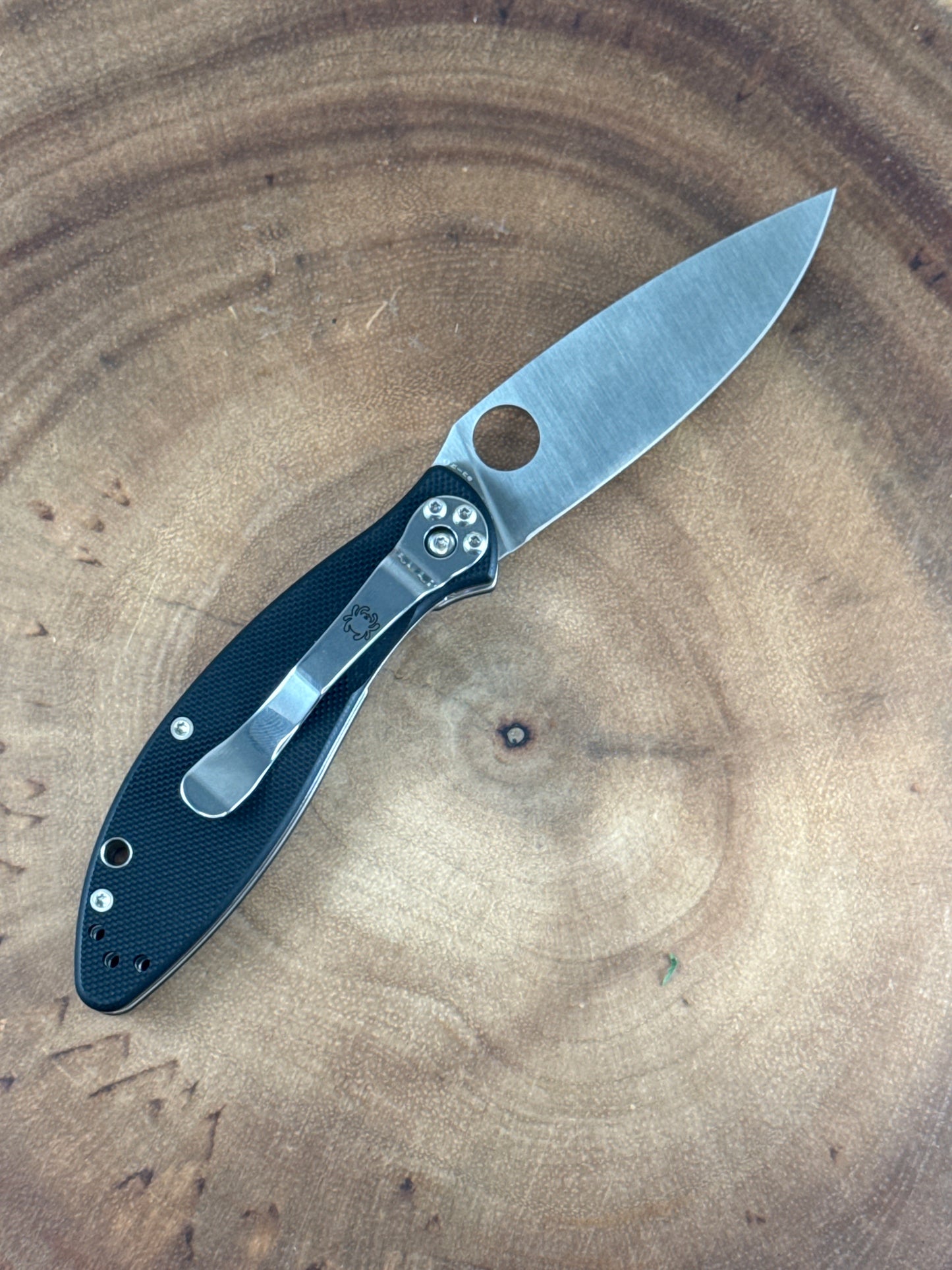 Spyderco Astute Pin ( New with Box )