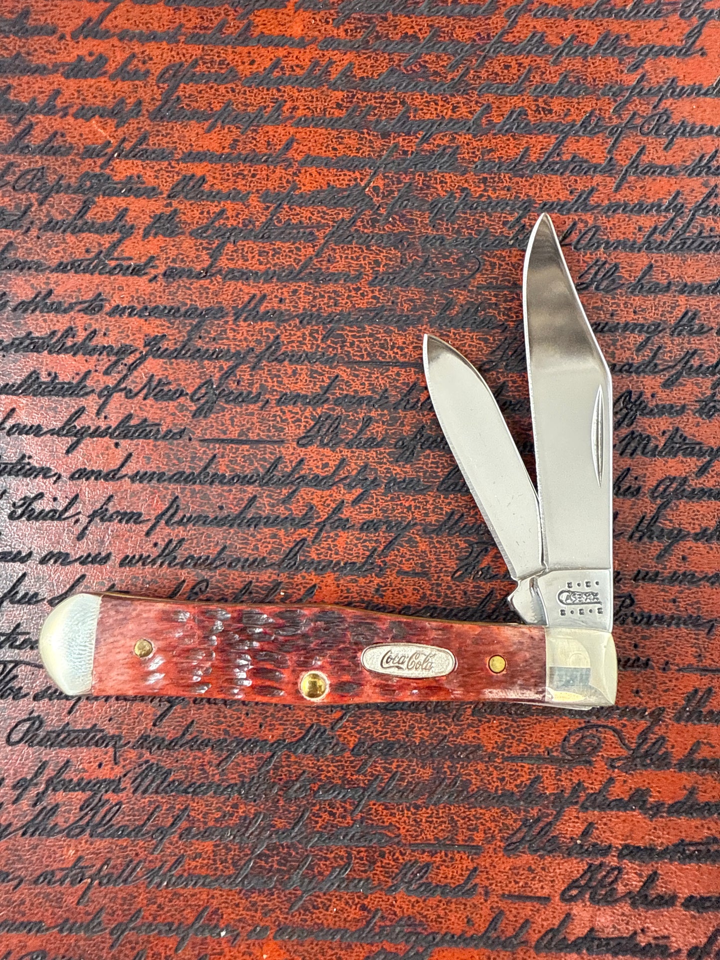 Case XX Coke w/Tin ( 2001 ) New