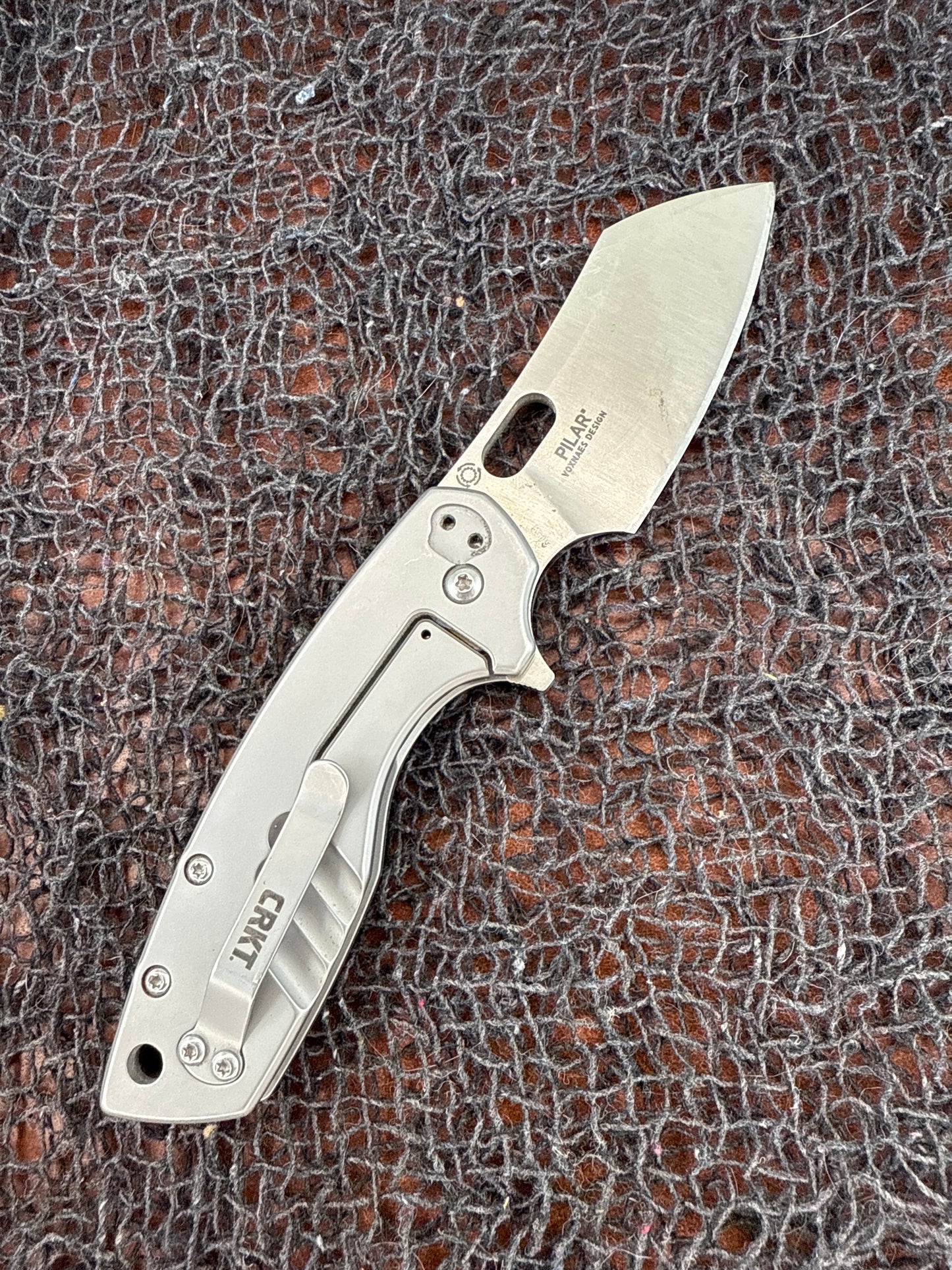 CRKT PILAR ( used )without box