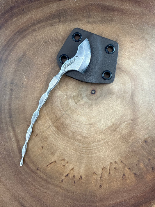 Cat Tail  Brown Sheath ( Neck Knife )