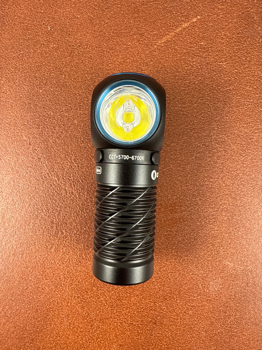 OLIGHT Perun 3 Mini ( NEW WITH BOX )