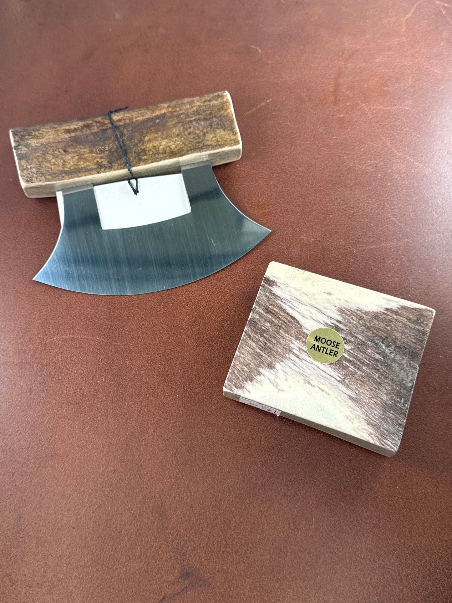 Moose Antler Ulu ( New with stand )