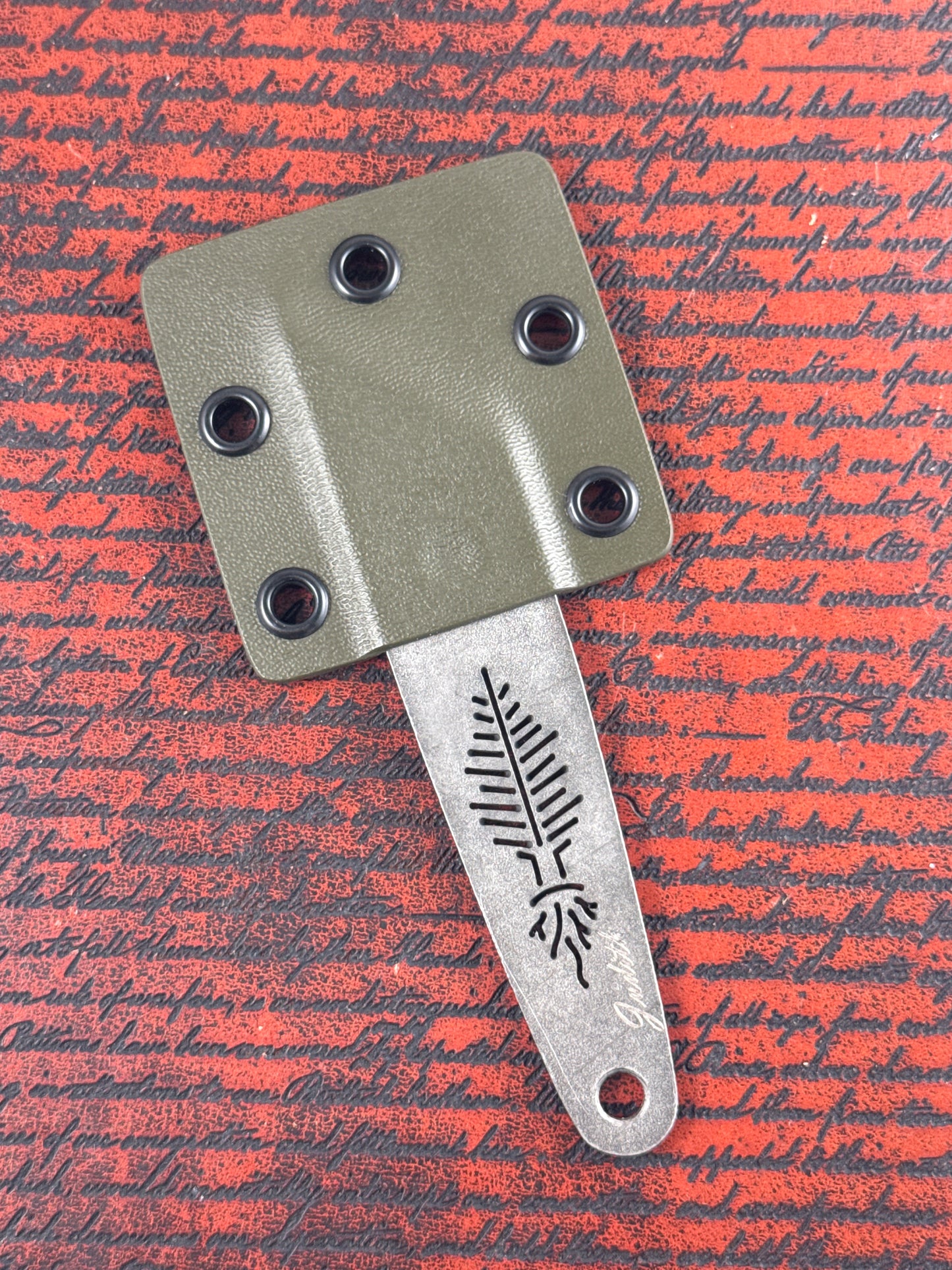 Flatwoods Green Sheath ( Neck Knife )