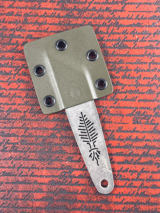 Flatwoods Green Sheath ( Neck Knife )