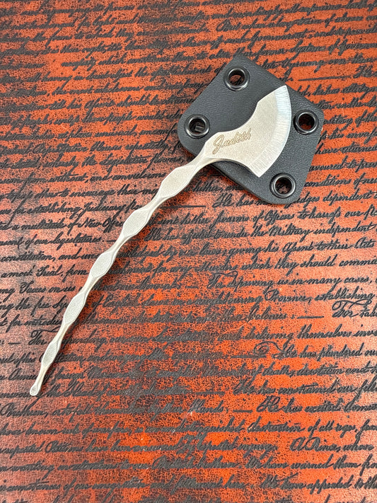 Cat Tail ( Neck Knife )