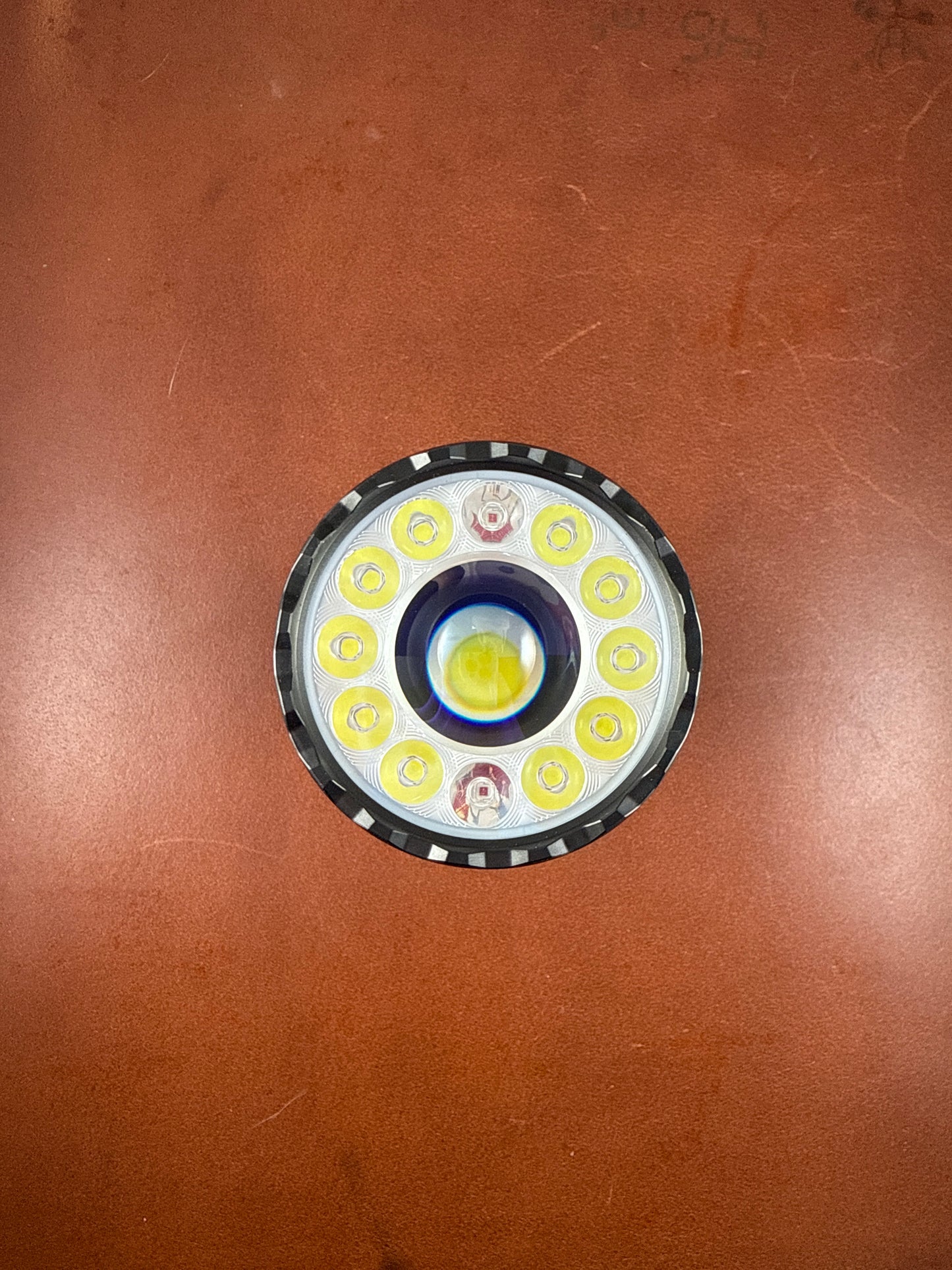 OLIGHT MARAUDER MINI 2 ( NEW WITH BOX )