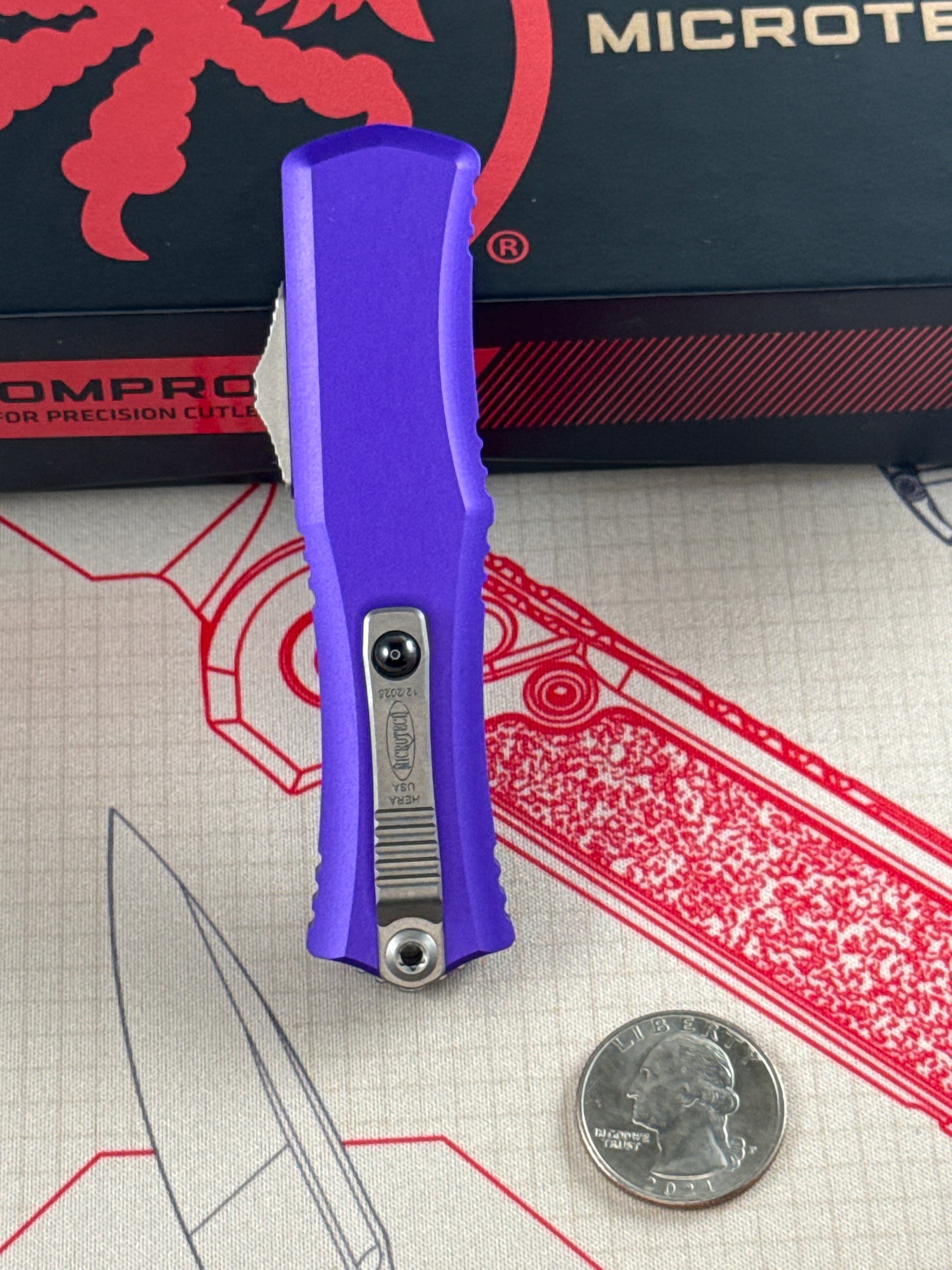 Microtech mini Hera II ( New with box )