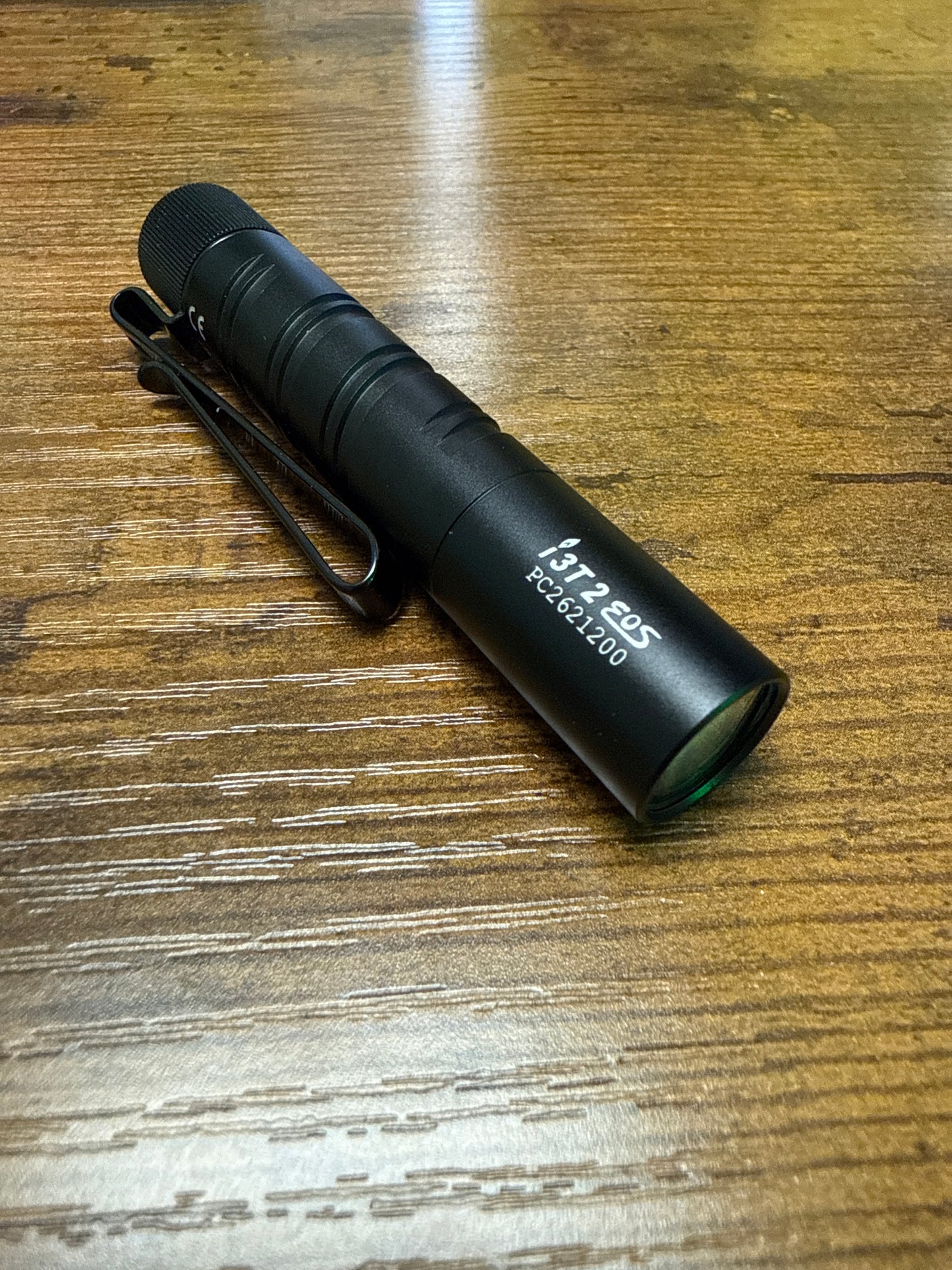 i3T 2 EOS Small EDC Flashlight Black