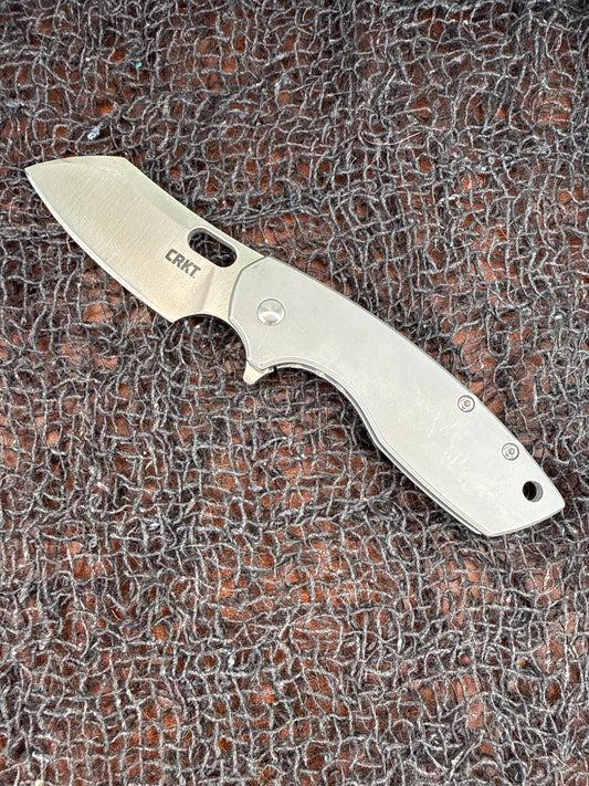 CRKT PILAR ( used )without box
