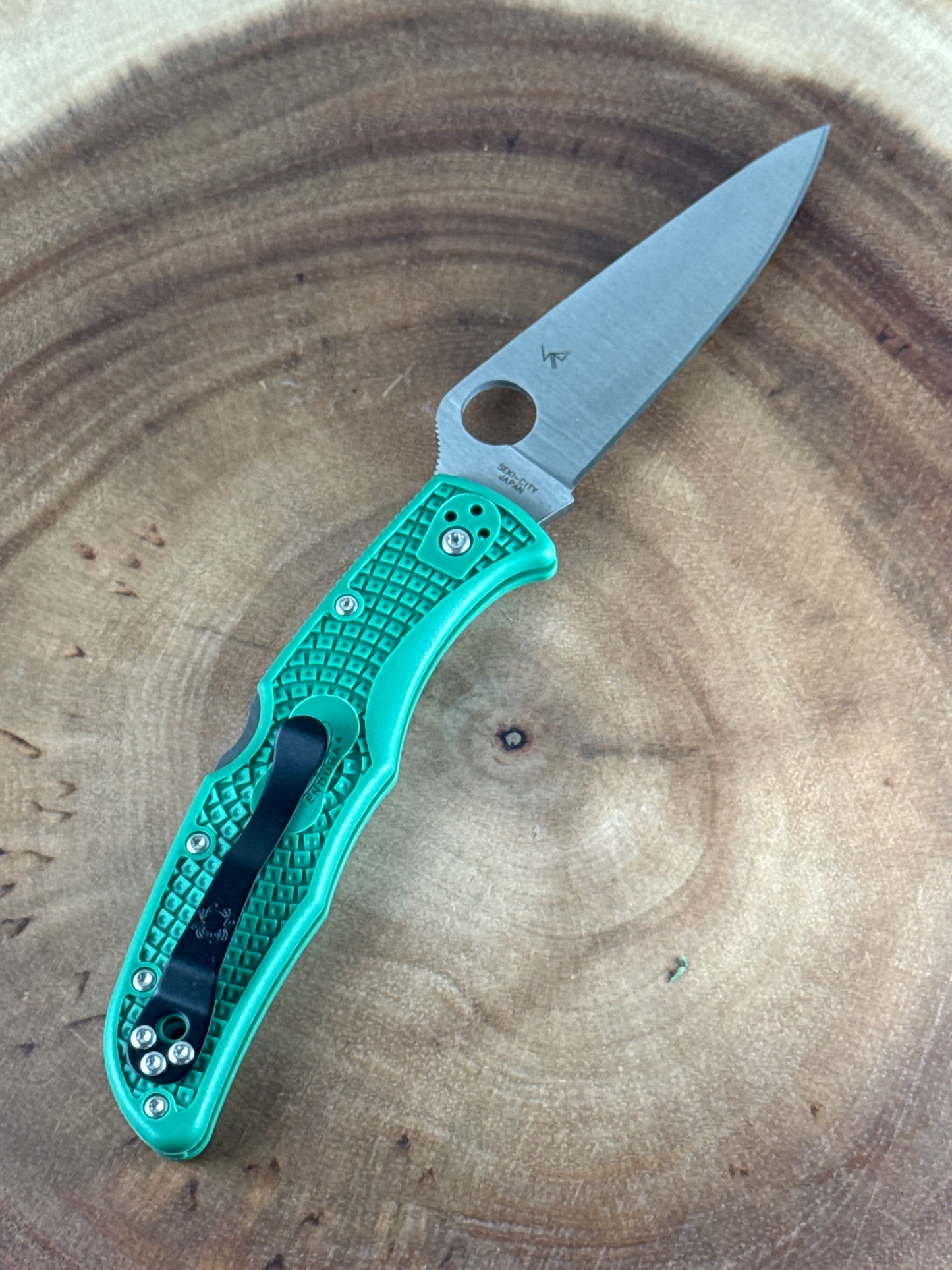 Spyderco Endura 4 Green ( New with Box )
