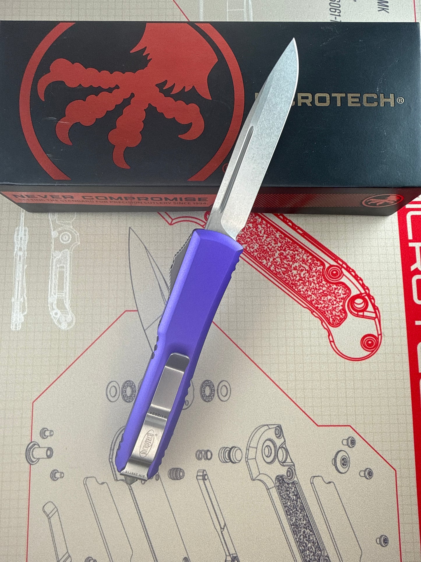 Microtech Ultratech ( pre owned never carried )