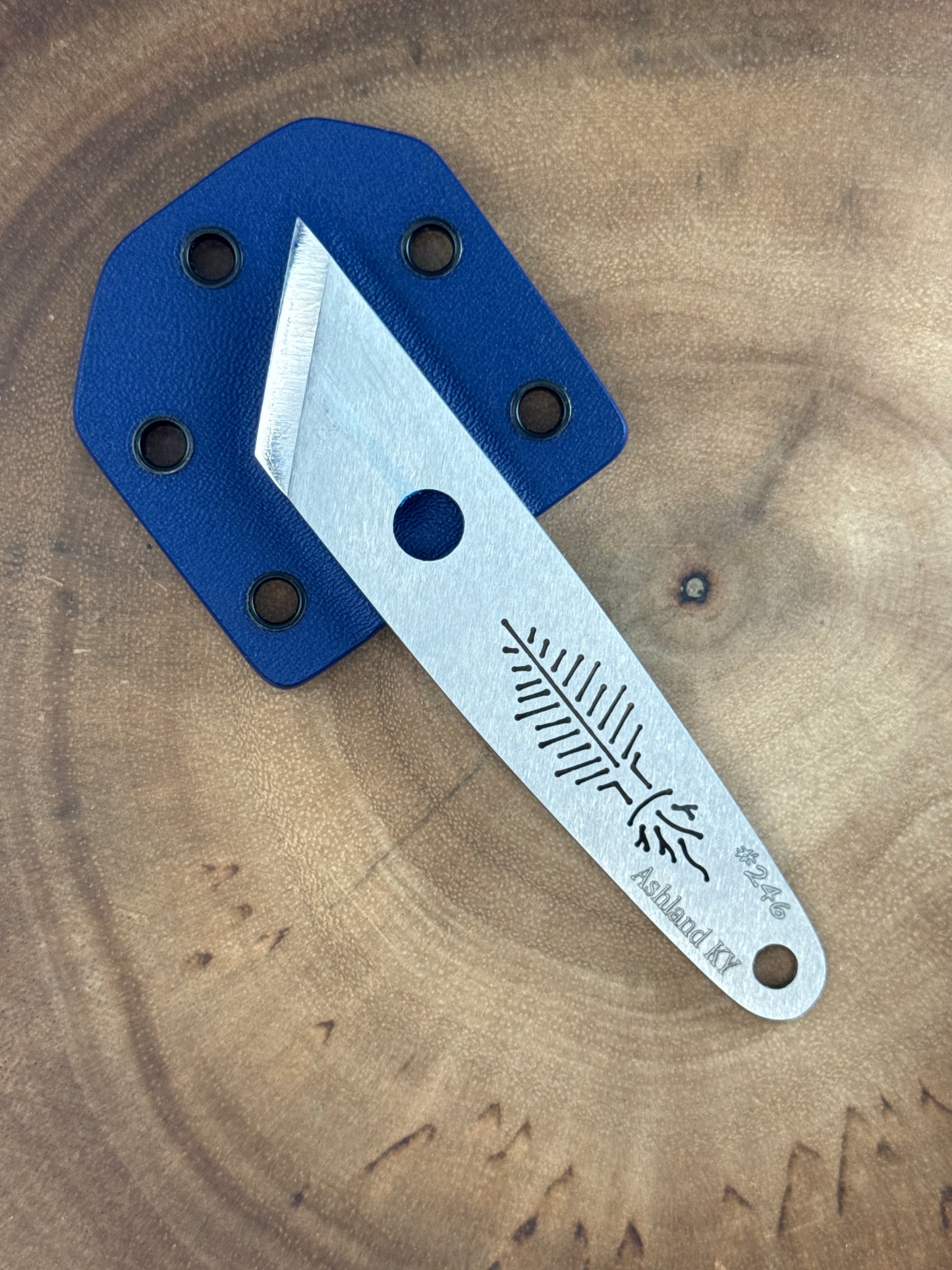 Flatwoods Blue Sheath ( Neck Knife )
