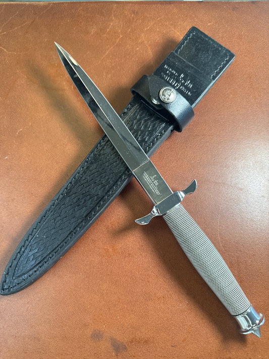 Hibben knives dagger