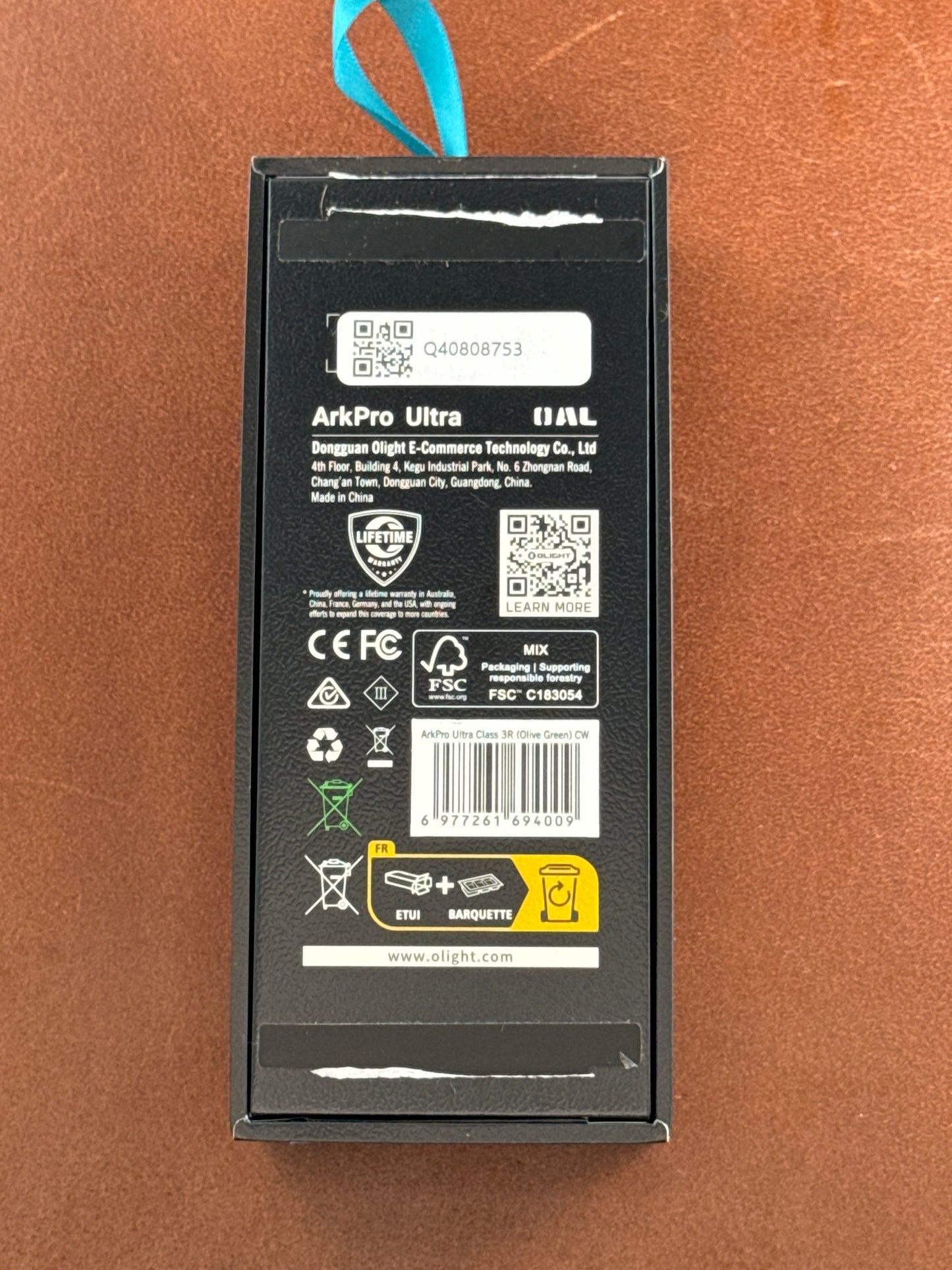 OLIGHT ARKPRO ULTRA ( New with Box )