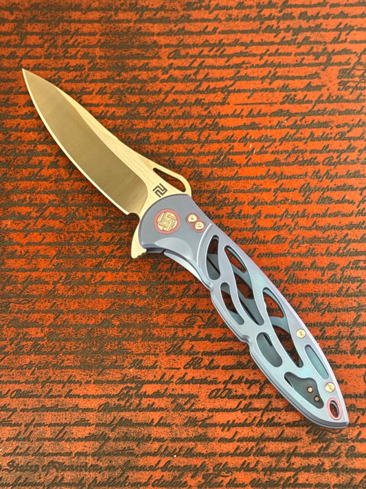 Artisan Cutlery Hoverwing ( New with Box )