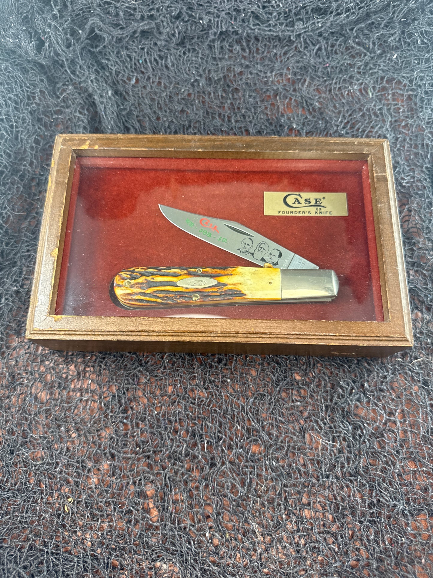 Case XX Founders knife with display case ( light wear )