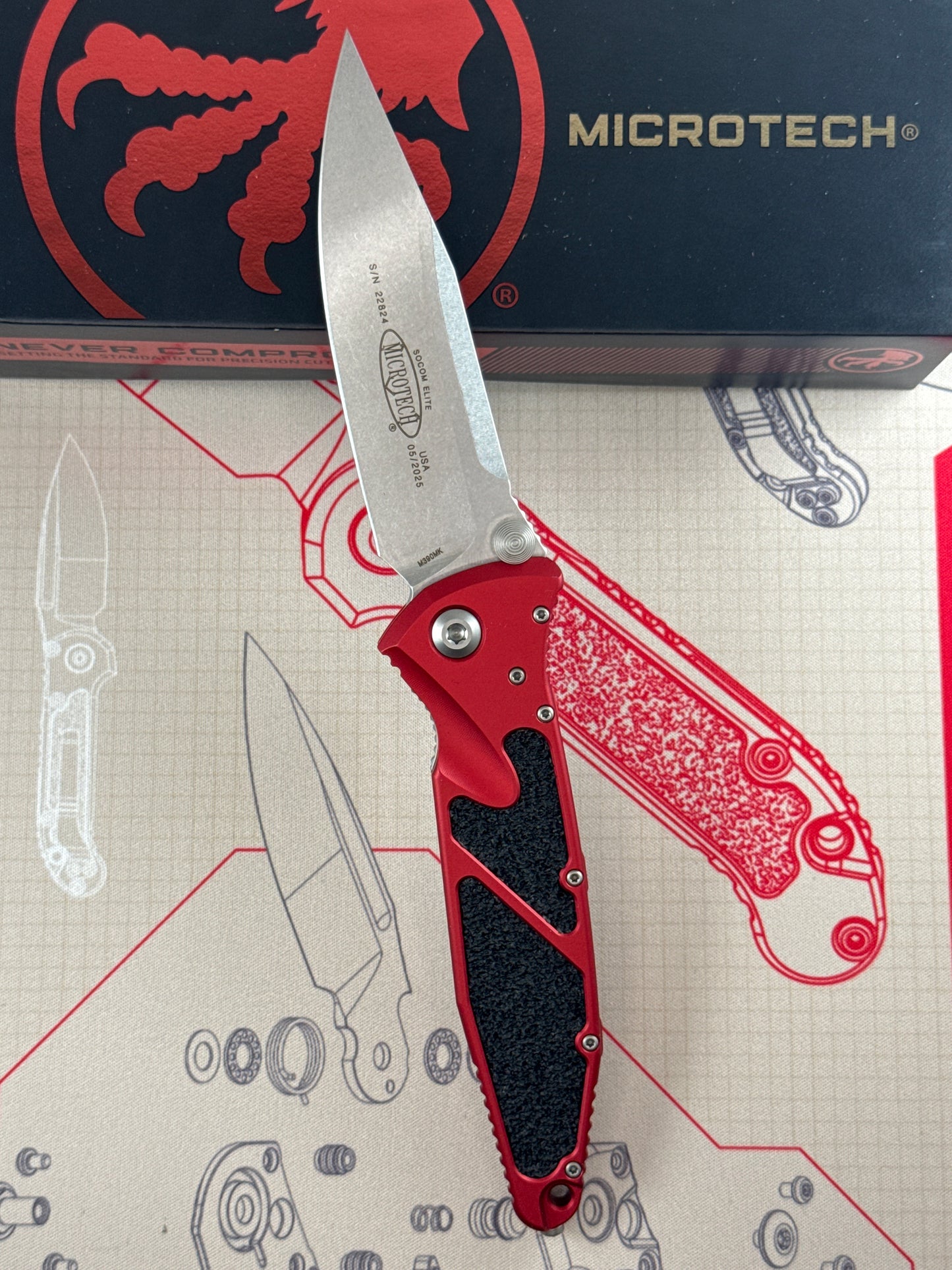 Microtech Socom Elite ( New with box )