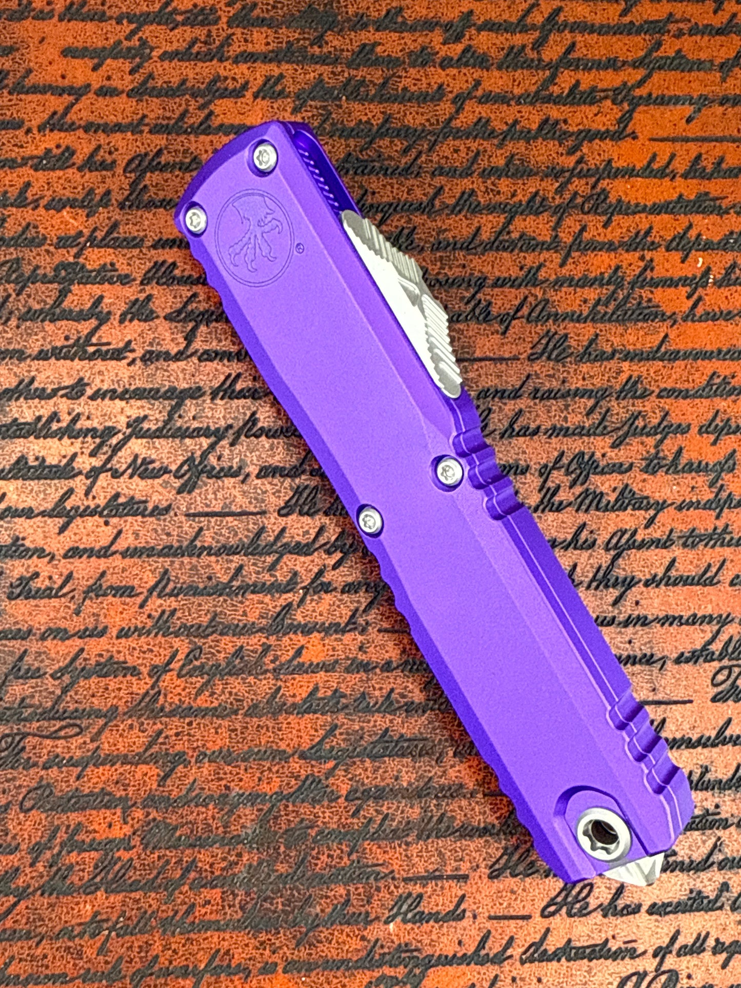 Microtech ( NEW WITH BOX )