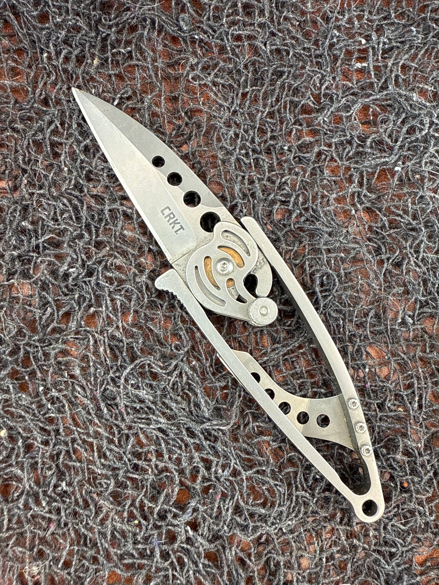 CRKT SNAP-LOCK ( used without box )