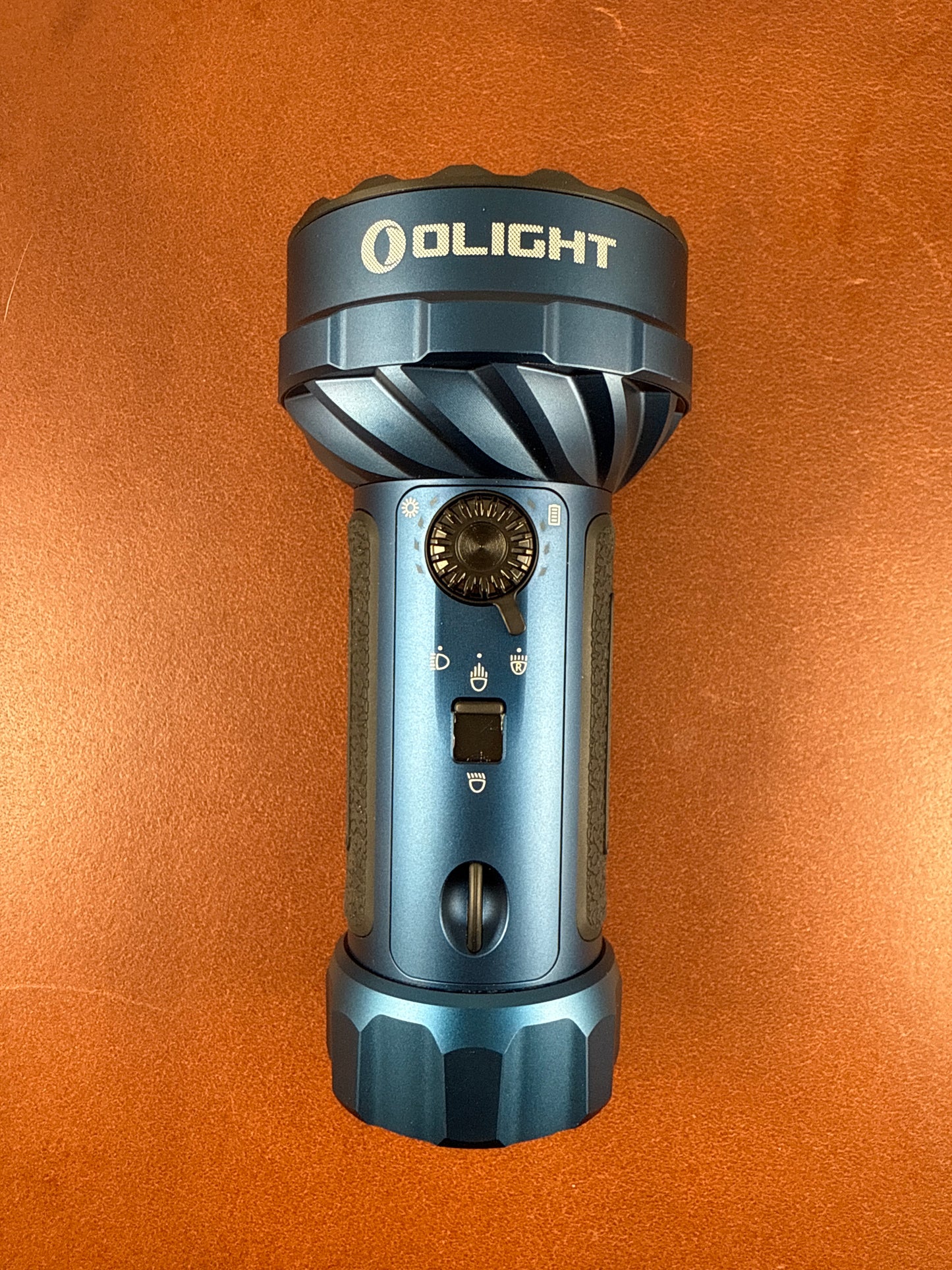 OLIGHT MARAUDER MINI 2 ( NEW WITH BOX )