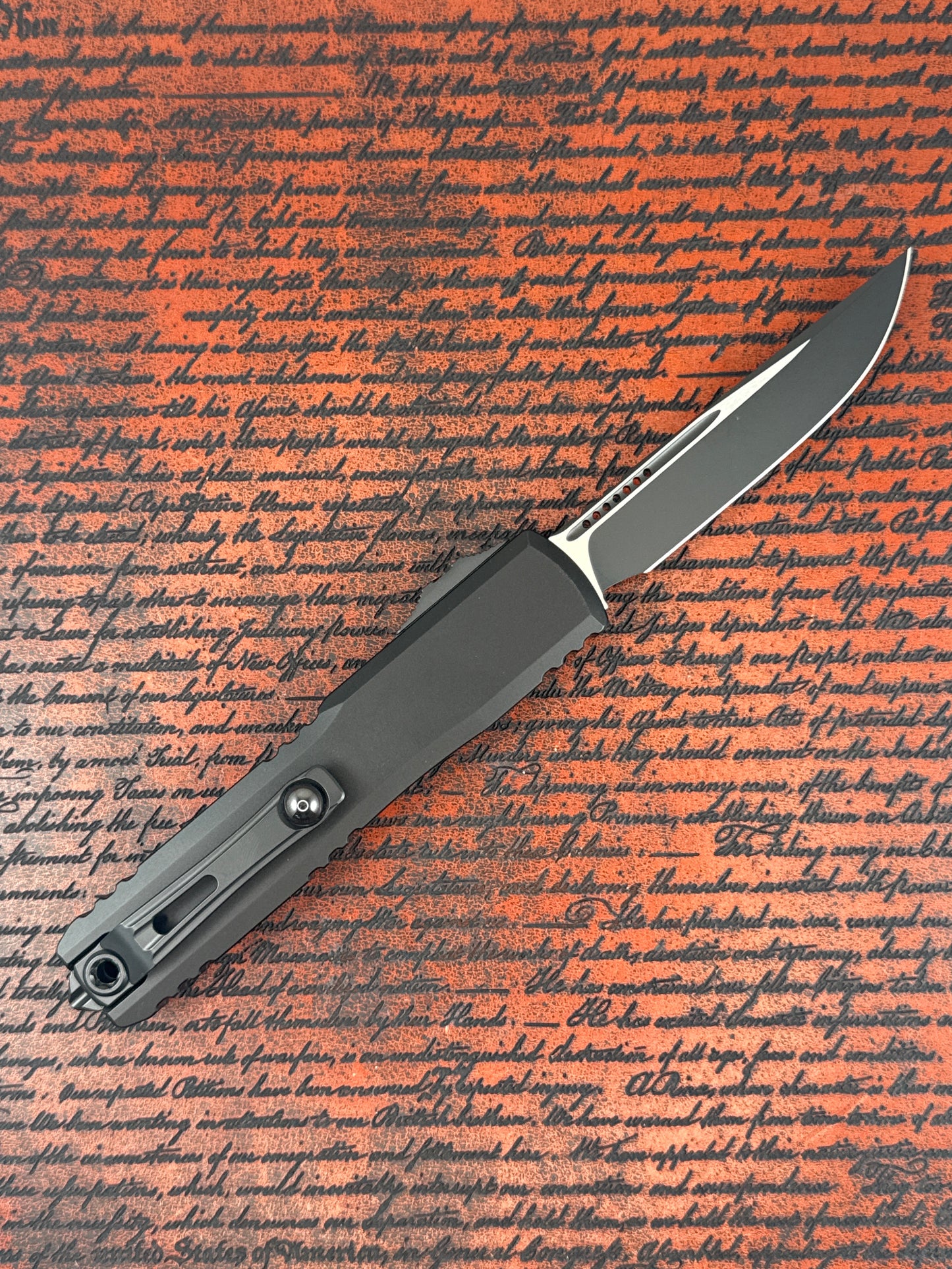 Microtech ( NEW WITH BOX )