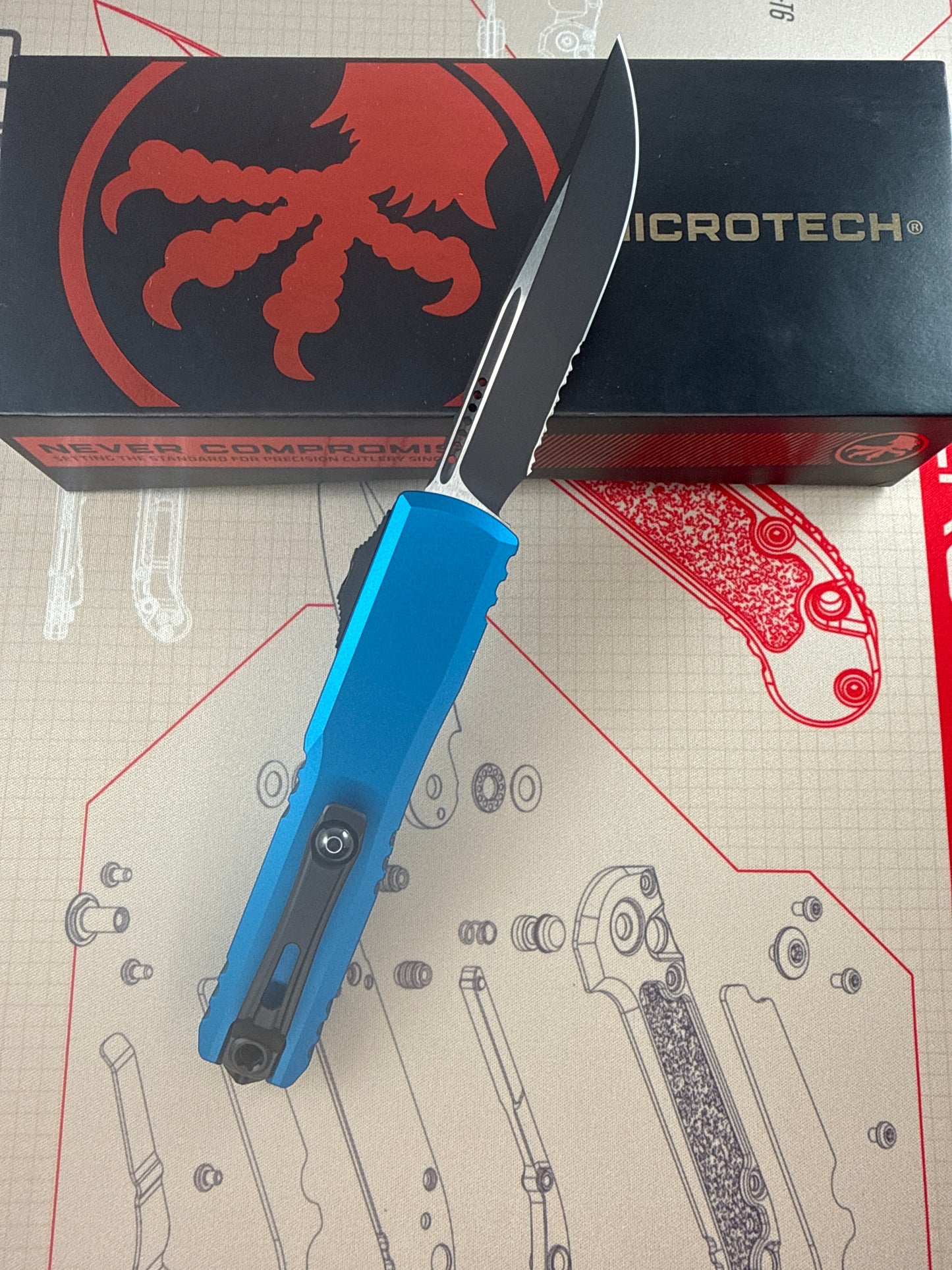 Microtech Ultratech ( New with box )