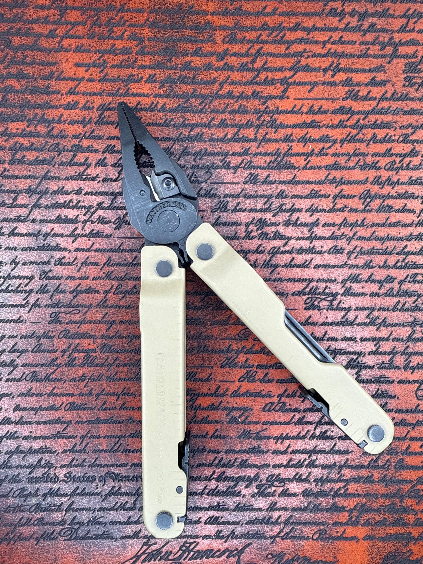 New Tan Leather man MULTI TOOL